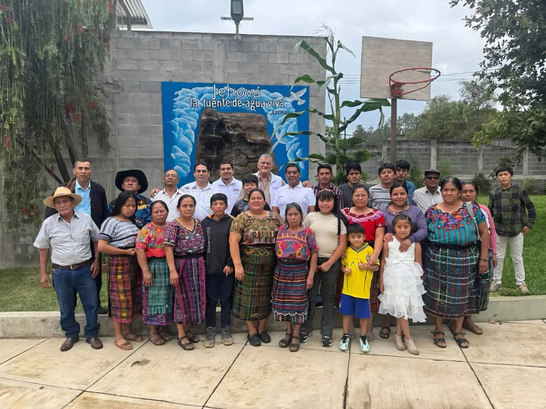 Visita comunitaria con familias guatemaltecas